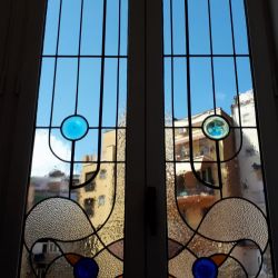 Conjunto de vitrales emplomados "Art Decó". Ronda Sant Antoni. Barcelona