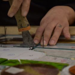 Taller de emplomado y herramientas