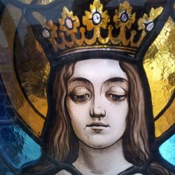 Detalle grisalla restauración Panteón modernista Eduard Sevilla i Montoliu/Coromina. Montjuic