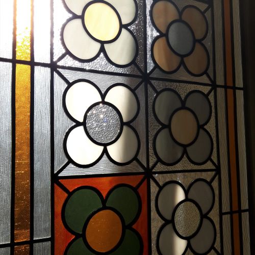 Detalle vitral emplomado Martí 1945