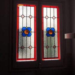 Vidriera emplomada