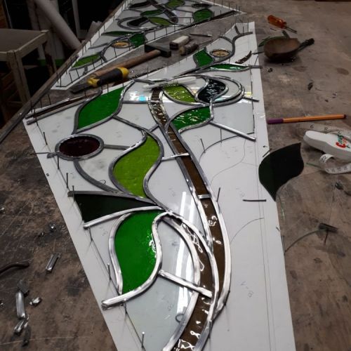 Taller de emplomado y herramientas