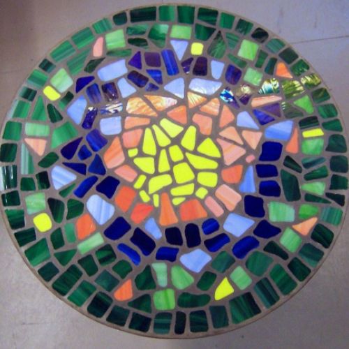 Mesa de mosaico en vidrio floral