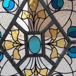 Restauración vitral modernista Cardedeu