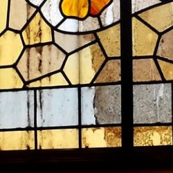 Restauración vitral claraboya Mirasol