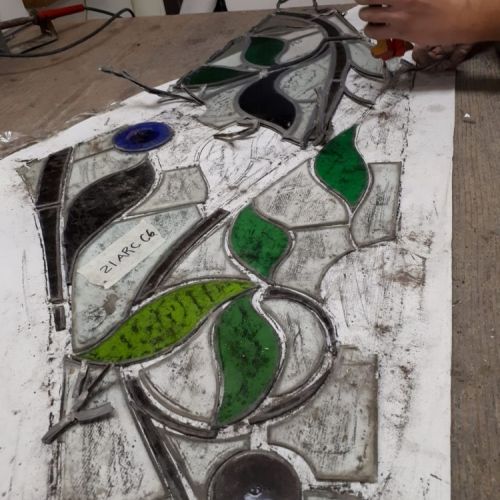 Taller de emplomado y herramientas