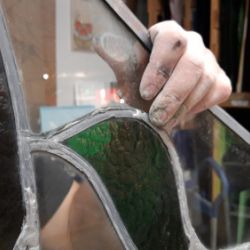 Taller de emplomado y herramientas