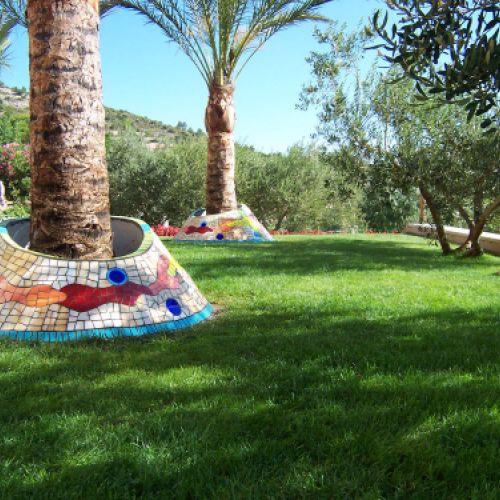 Jardineras para exterior en mosaico de vidrio