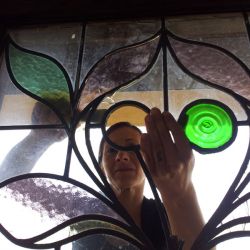 Restauración vidriera emplomada modernista. Cardedeu