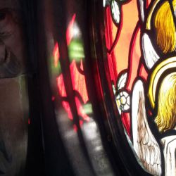 Detalle grisalla restauración Panteón modernista Eduard Sevilla i Montoliu/Coromina. Montjuic