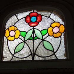 Restauración vidriera emplomada modernista