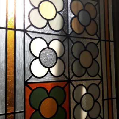 Detalle vitral emplomado Martí 1945. Barcelona