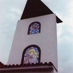 Vidriera emplomada