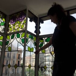 Desmontaje de vitral para restauración